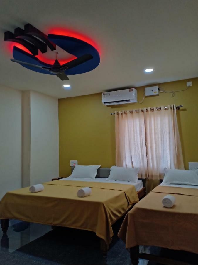 Blue Crystal Lodge Shivamogga Exterior foto