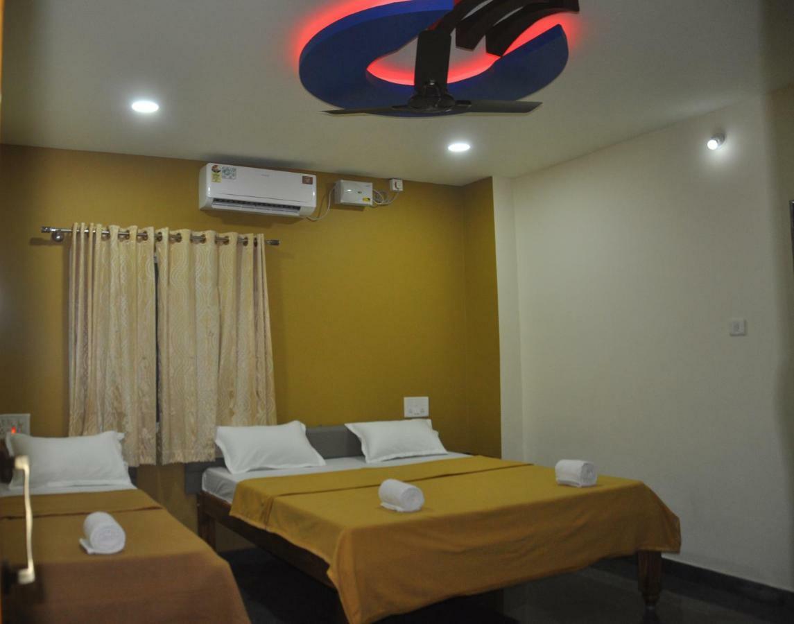 Blue Crystal Lodge Shivamogga Exterior foto