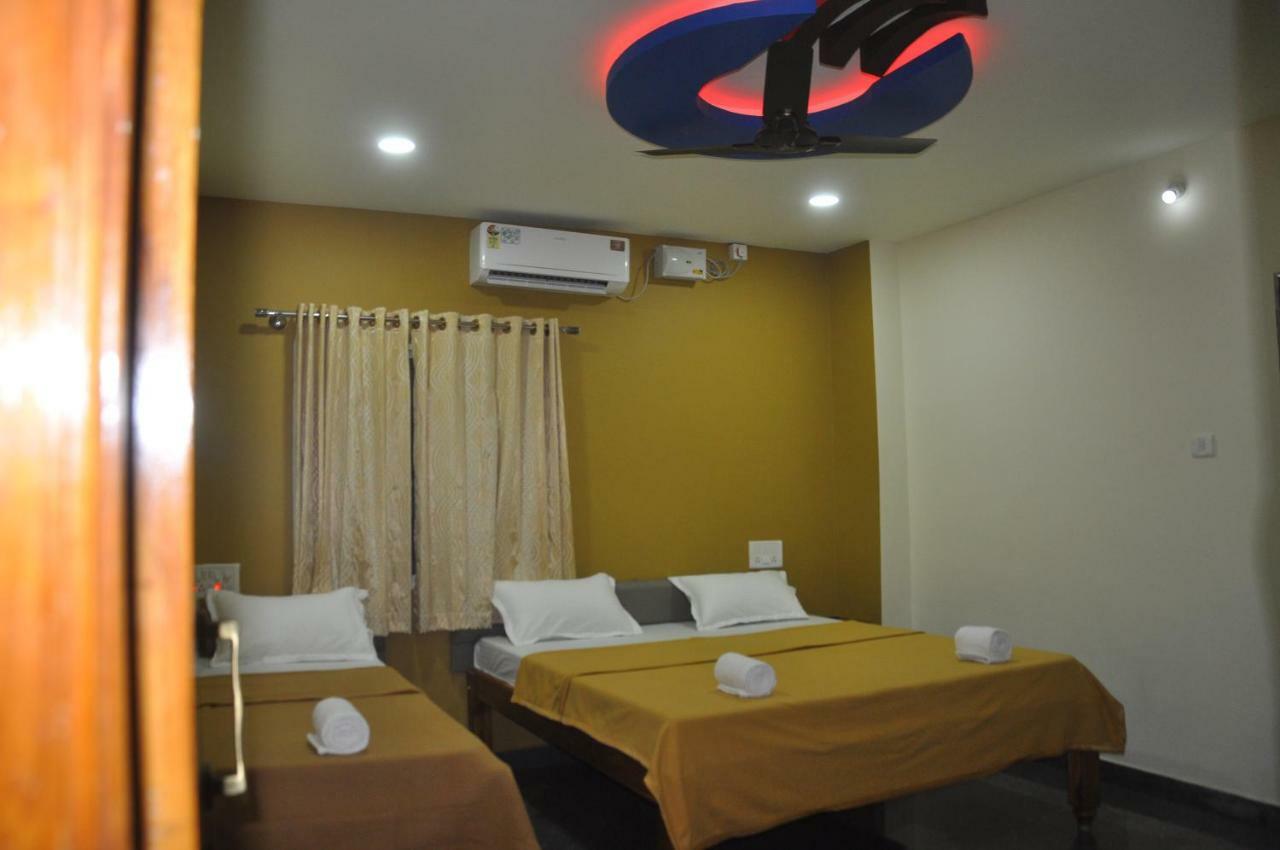 Blue Crystal Lodge Shivamogga Exterior foto